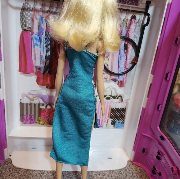 Barbie - Picture 5 of 5